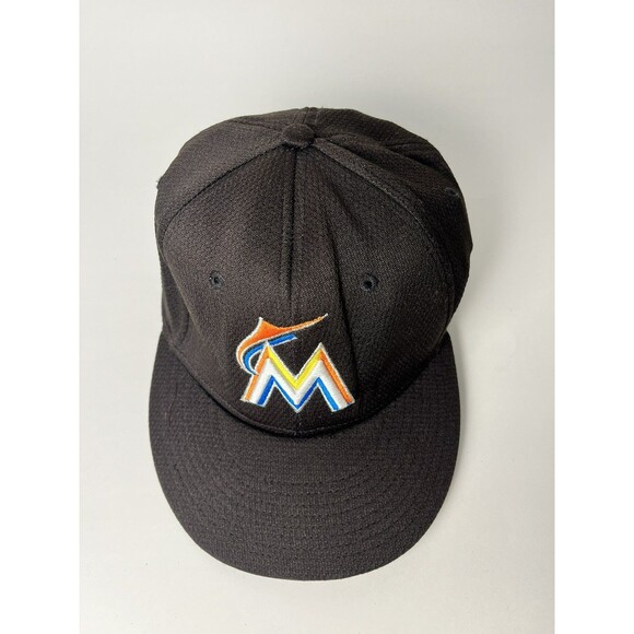 Florida Marlins New Era 9Twenty Hat Snapback Black Cooperstown Unstructured Cap - Picture 2 of 7
